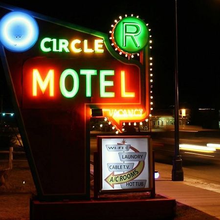 סאלידה Circle R Motel מראה חיצוני תמונה