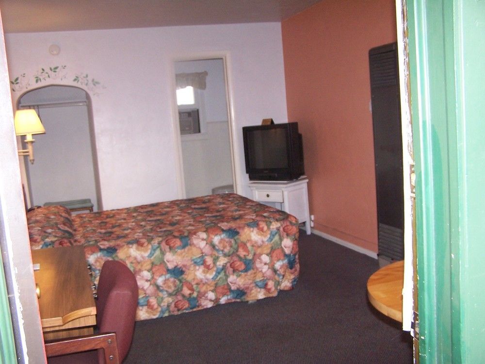סאלידה Circle R Motel מראה חיצוני תמונה